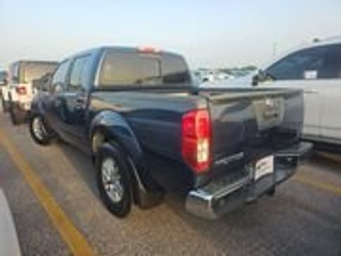 Used 2019 Nissan Frontier SV w/ Value Truck Package RWD image 5