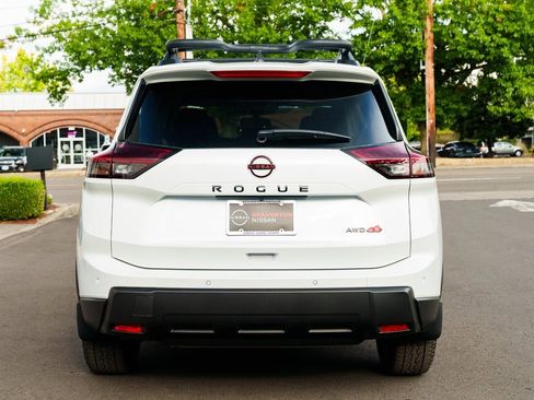 New 2026 Nissan Rogue SV image 5