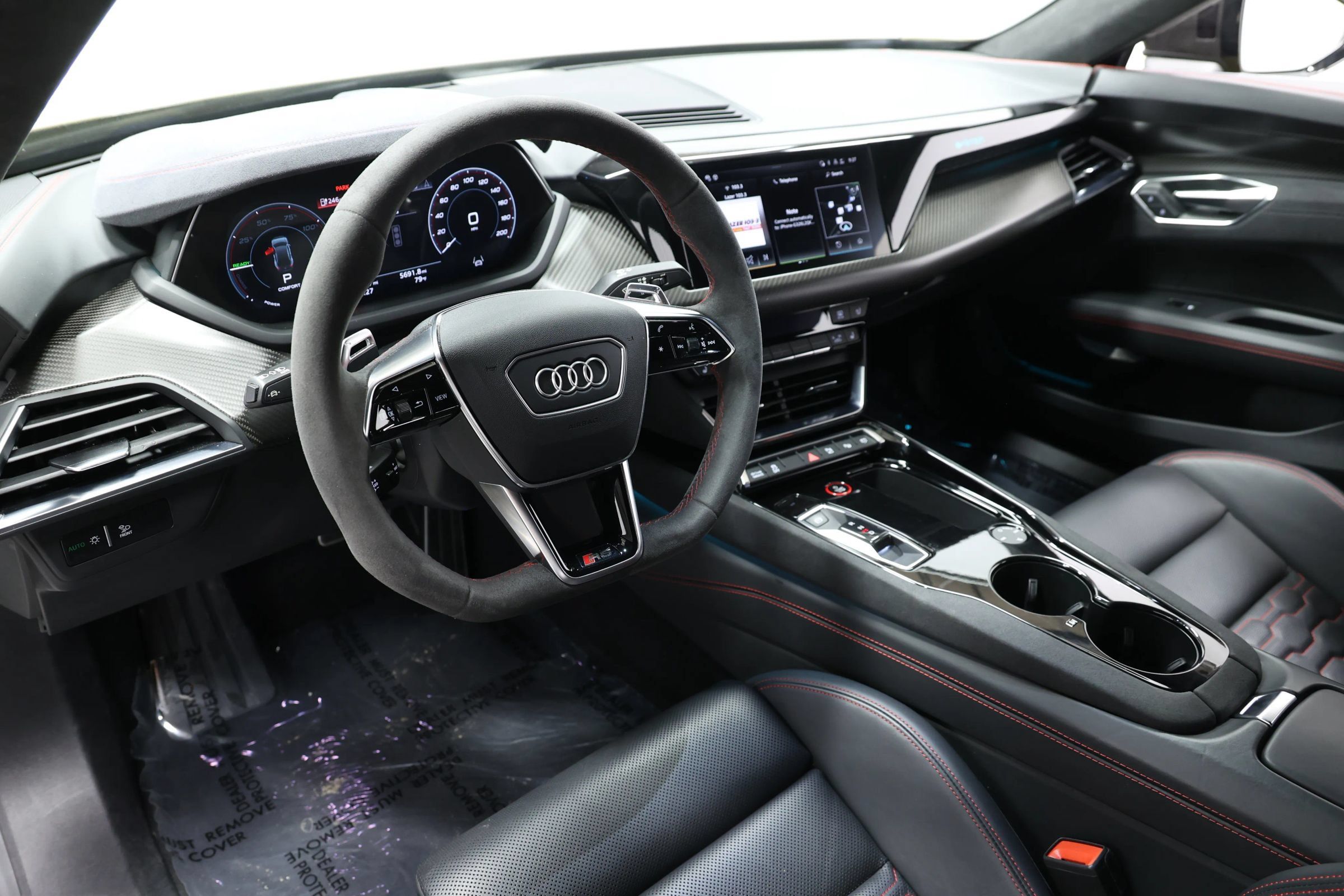 Used 2022 Audi RS e-tron GT w/ Year 1 Package AWD/4WD image 2