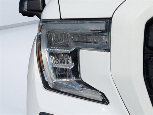 Used 2020 GMC Sierra 1500 AT4 w/ AT4 Premium Package image 9