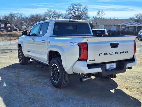 New 2026 Toyota Tacoma TRD Sport w/ TRD Sport Upgrade Package image 28