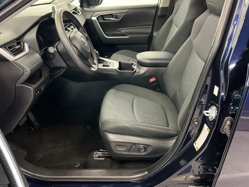 Certified 2025 Toyota RAV4 XLE image 17