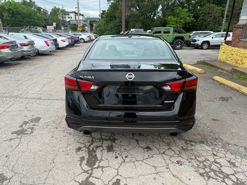 Used 2019 Nissan Altima 2.0 SR image 4