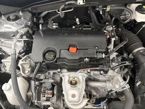 Used 2024 Honda HR-V LX image 24