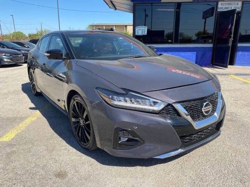 Used 2021 Nissan Maxima Platinum w/ 40th Anniversary Package FWD image 3