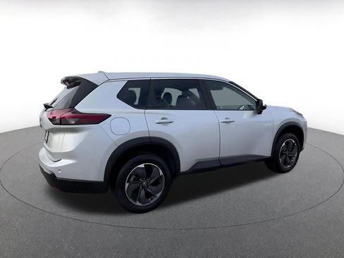 Used 2025 Nissan Rogue SV FWD image 15