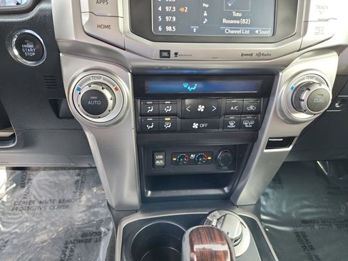 Used 2016 Toyota 4Runner Limited image 12