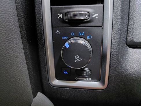 Used 2016 RAM 2500 Big Horn AWD/4WD image 39