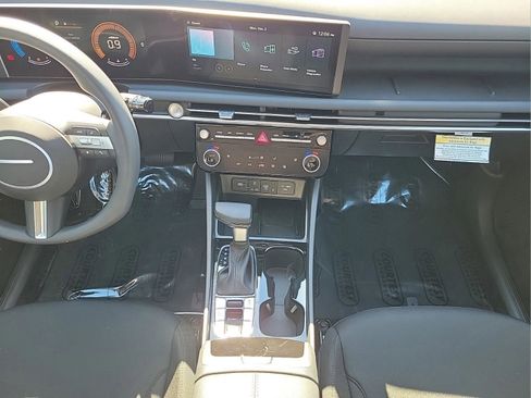 New 2026 Hyundai Tucson SEL image 17