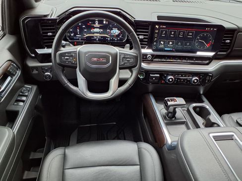 Used 2022 GMC Sierra 1500 SLT w/ SLT Premium Package image 5