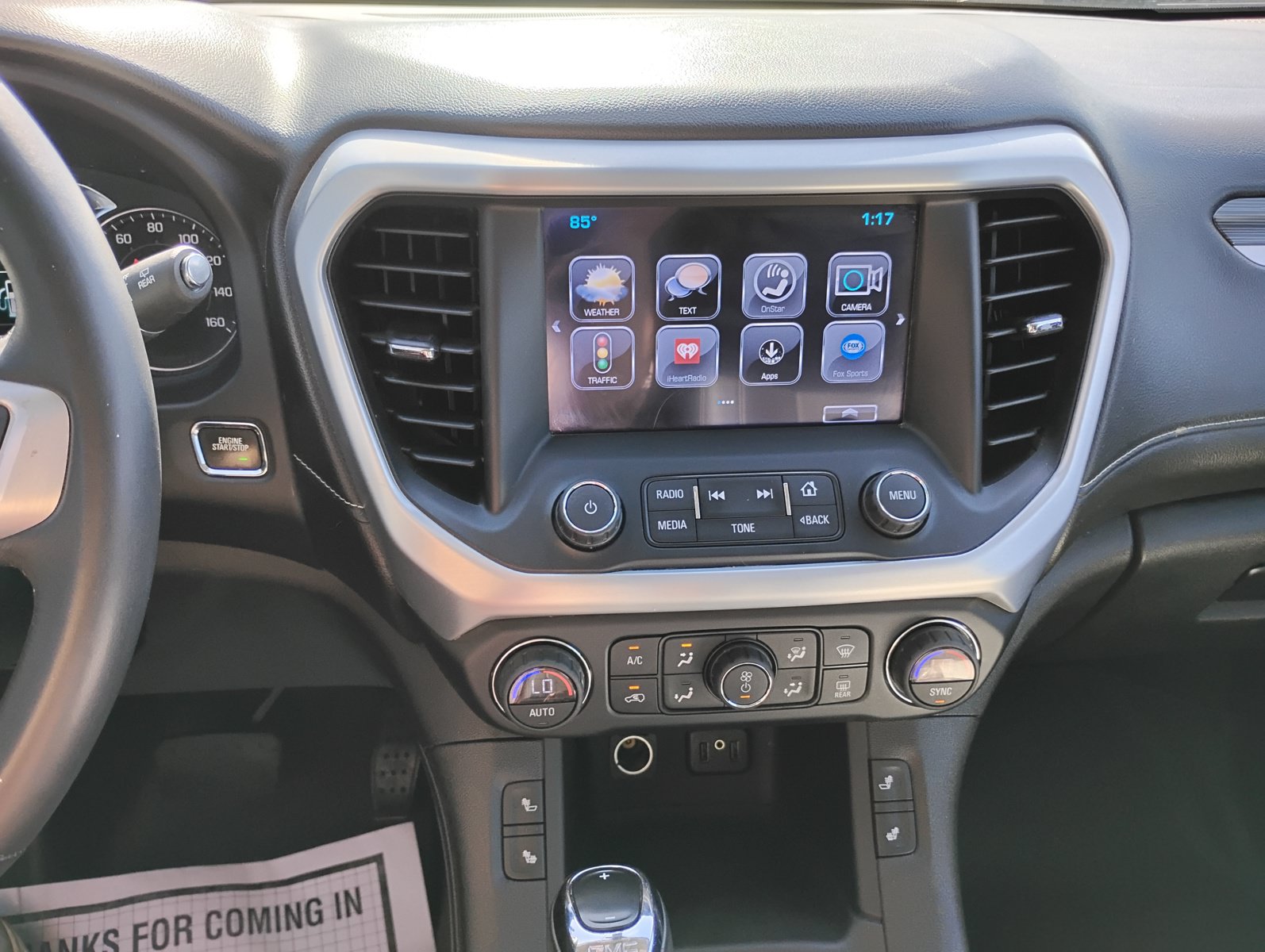 Used 2017 GMC Acadia SLT AWD/4WD image 16