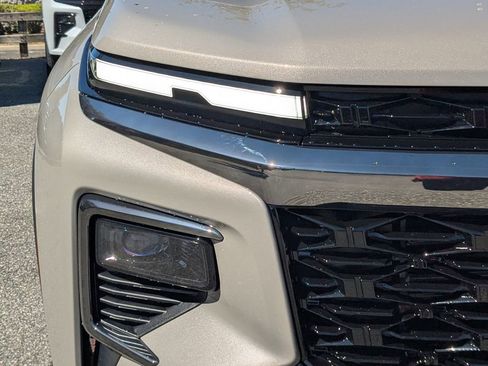 New 2026 Chevrolet Traverse Z71 w/ Enhanced Driving Package AWD/4WD image 9