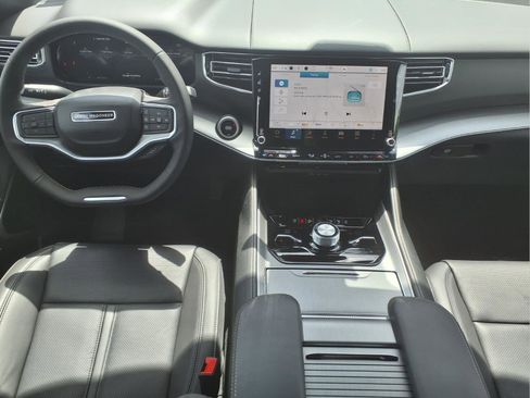 New 2026 Jeep Grand Wagoneer Limited AWD/4WD image 8