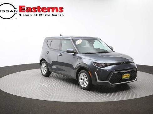 Used 2025 Kia Soul LX w/ LX Technology Package FWD image 48