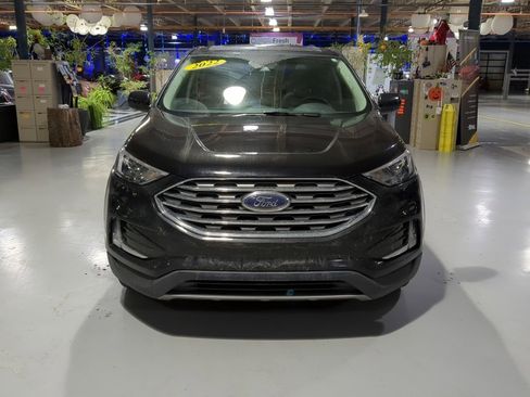 Used 2022 Ford Edge SEL w/ Convenience Package image 3
