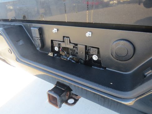 Used 2024 Chevrolet Silverado 1500 High Country w/ Technology Package image 13