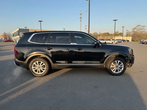 Used 2020 Kia Telluride LX image 8