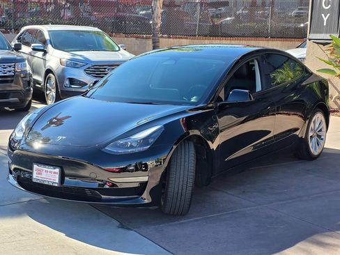 Used 2022 Tesla Model 3 image 7
