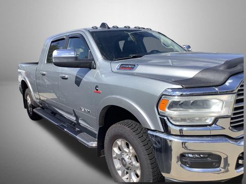 Used 2022 RAM 2500 Laramie AWD/4WD image 4