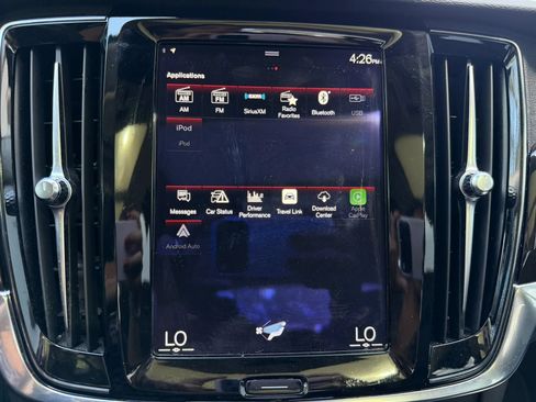 Used 2018 Volvo S90 T5 Momentum w/ Momentum Plus Package FWD image 31