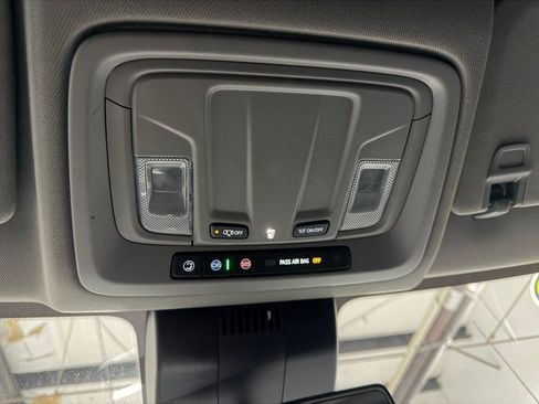 Used 2024 GMC Sierra 1500 Elevation w/ LPO, Elevation Black Package image 23