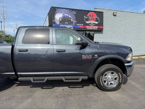 Used 2018 RAM 2500 Tradesman w/ Chrome Appearance Group AWD/4WD image 78