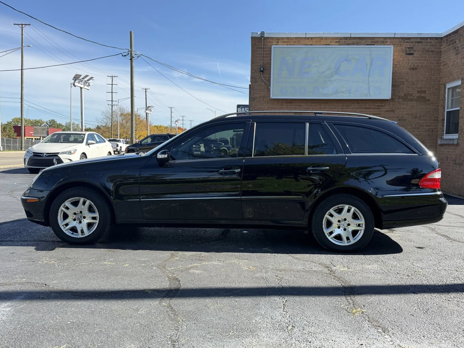 Used 2004 Mercedes-Benz E 320 Wagon image 3