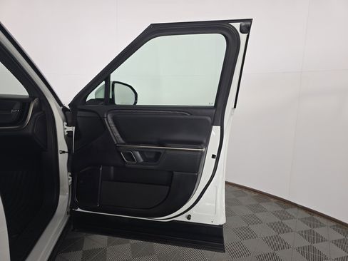 Used 2024 Rivian R1T Adventure AWD/4WD image 18