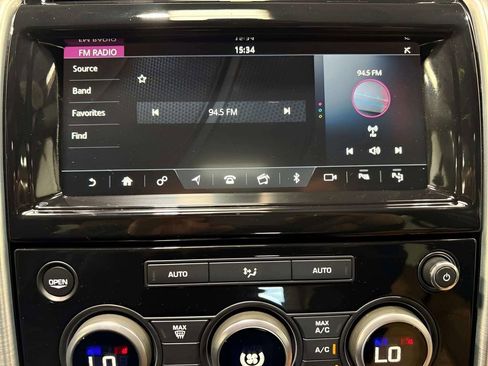 Used 2020 Land Rover Discovery HSE AWD/4WD image 31