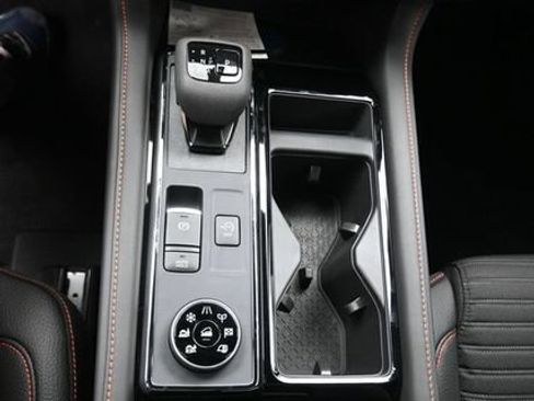 Used 2026 Nissan Pathfinder Rock Creek AWD/4WD image 38