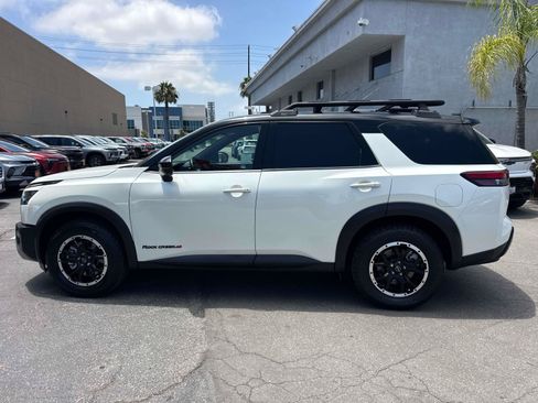 Used 2023 Nissan Pathfinder Rock Creek AWD/4WD image 5