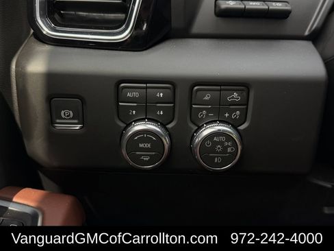 New 2026 GMC Sierra 3500 Denali Ultimate AWD/4WD image 23