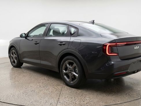 Used 2025 Kia K4 LXS image 6