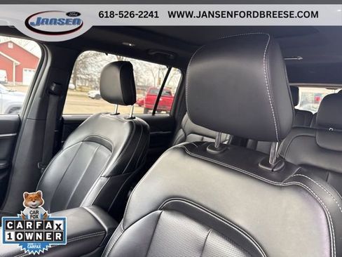 Used 2024 Jeep Grand Cherokee L Limited w/ Luxury Tech Group II image 10