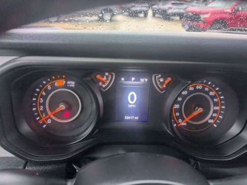 Used 2024 Jeep Wrangler Sport S image 17