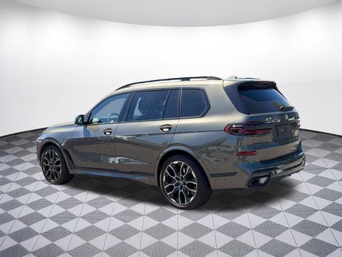 Certified 2024 BMW X7 xDrive40i w/ M Sport Package AWD/4WD image 3