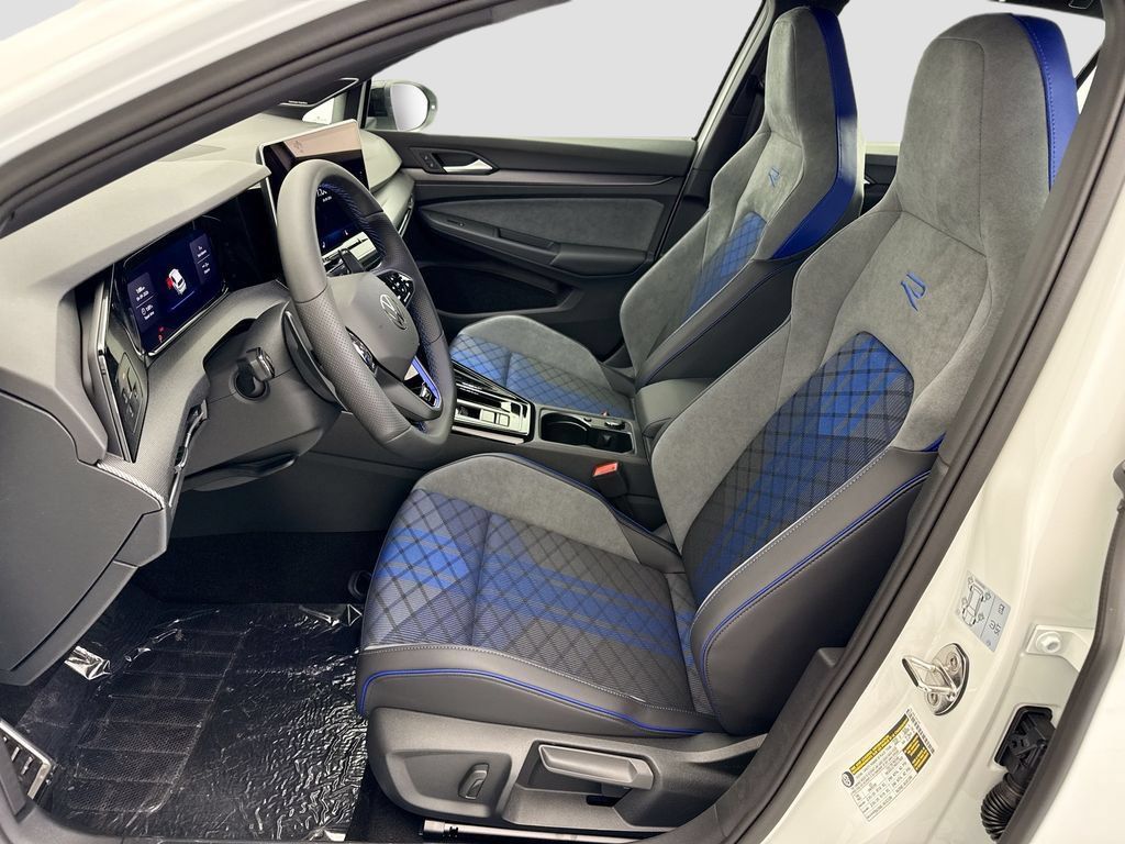 New 2026 Volkswagen Golf w/ Euro Style Package AWD/4WD image 18