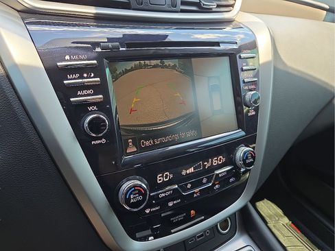 Used 2019 Nissan Murano SL w/ SL Technology Package FWD image 21