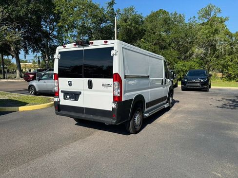 Used 2025 RAM ProMaster 2500 w/ U-Haul Equipment Group FWD image 9