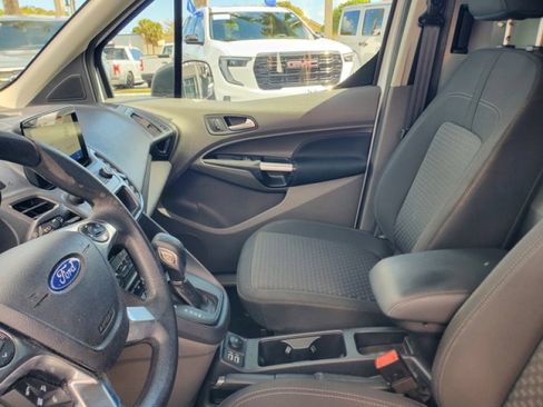 Used 2022 Ford Transit Connect XLT image 13