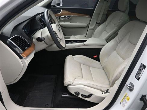 Used 2018 Volvo XC90 T6 Inscription w/ Convenience Package image 18