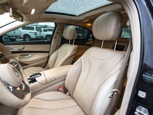 Used 2019 Mercedes-Benz S 450 Sedan image 21