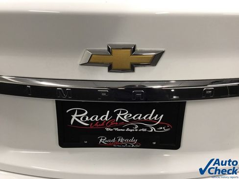 Used 2016 Chevrolet Impala LT FWD image 13