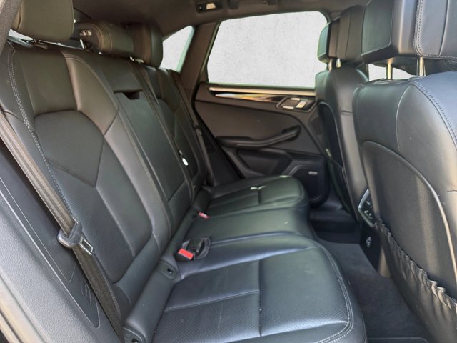 Used 2022 Porsche Macan S AWD/4WD image 21