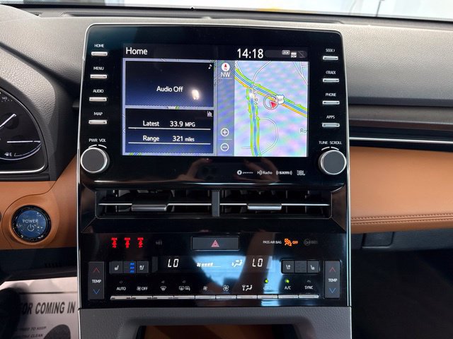 Used 2019 Toyota Avalon Limited FWD image 22
