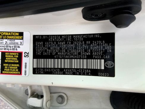 Used 2021 Toyota Camry SE image 33