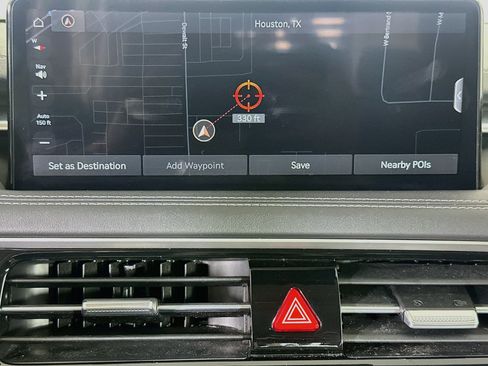 Used 2025 Genesis G70 2.5T AWD/4WD image 22