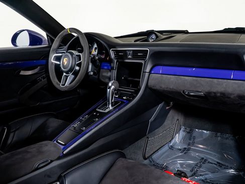 Used 2016 Porsche 911 GT3 RS image 32