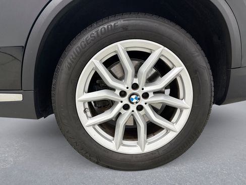 Used 2023 BMW X5 xDrive40i w/ Premium Package image 22