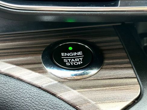 Certified 2020 Ford Explorer Limited image 17